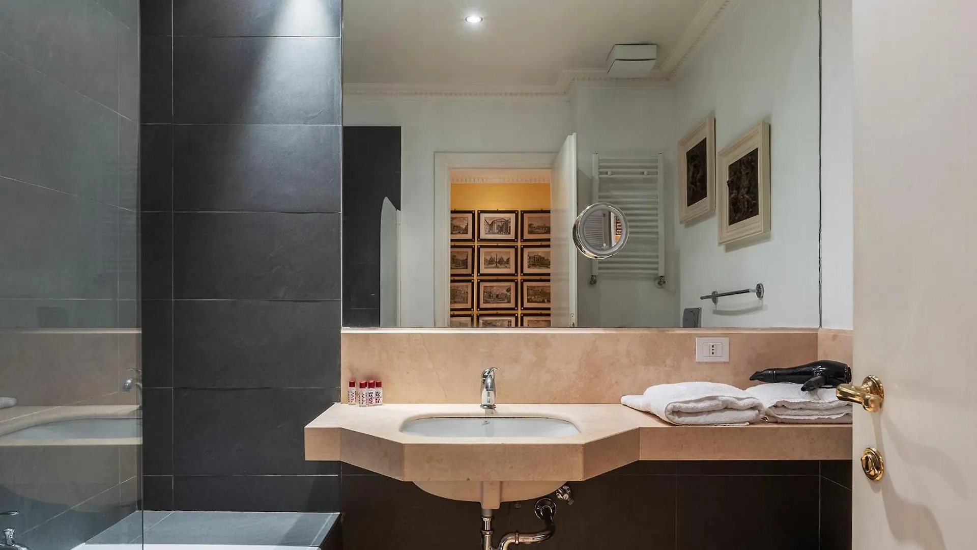 Passeggiata Di Ripetta Private Apartment  Rome